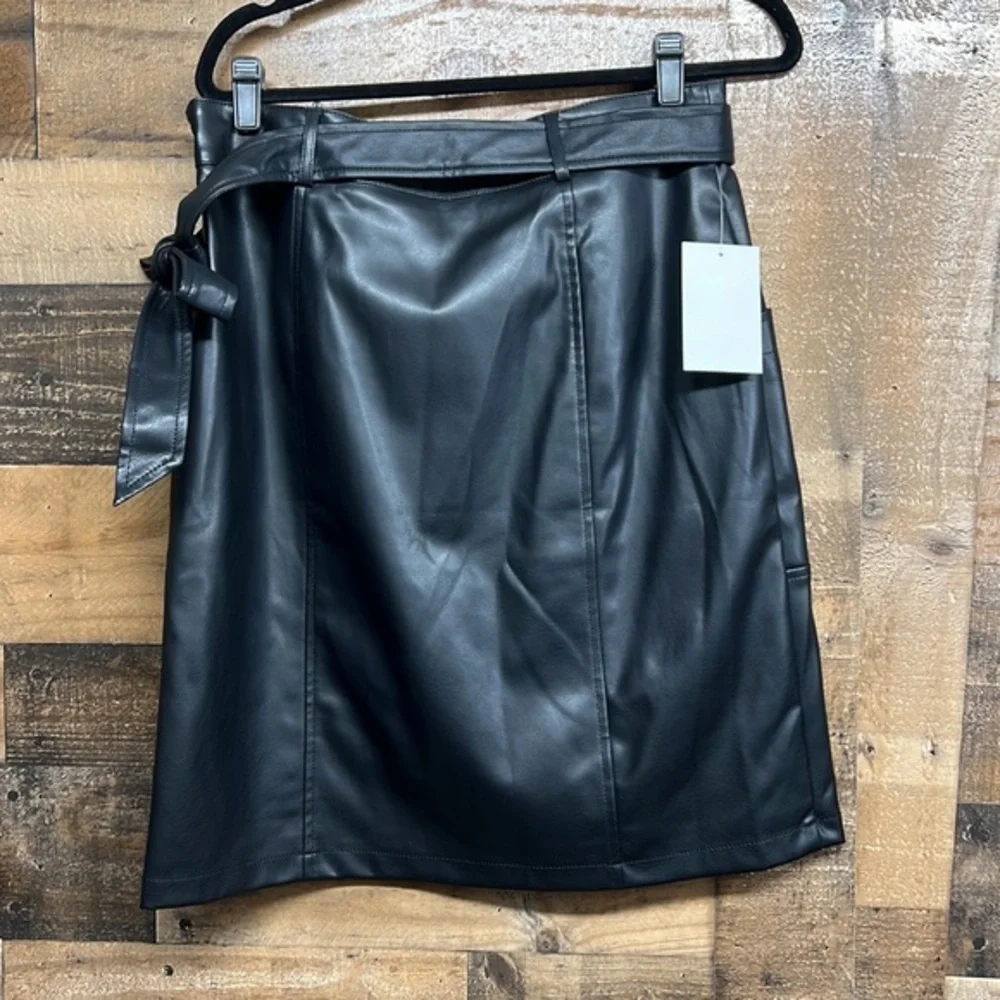 NWT Bagatelle Collection Faux Leather Skirt‎ Women's Size 12